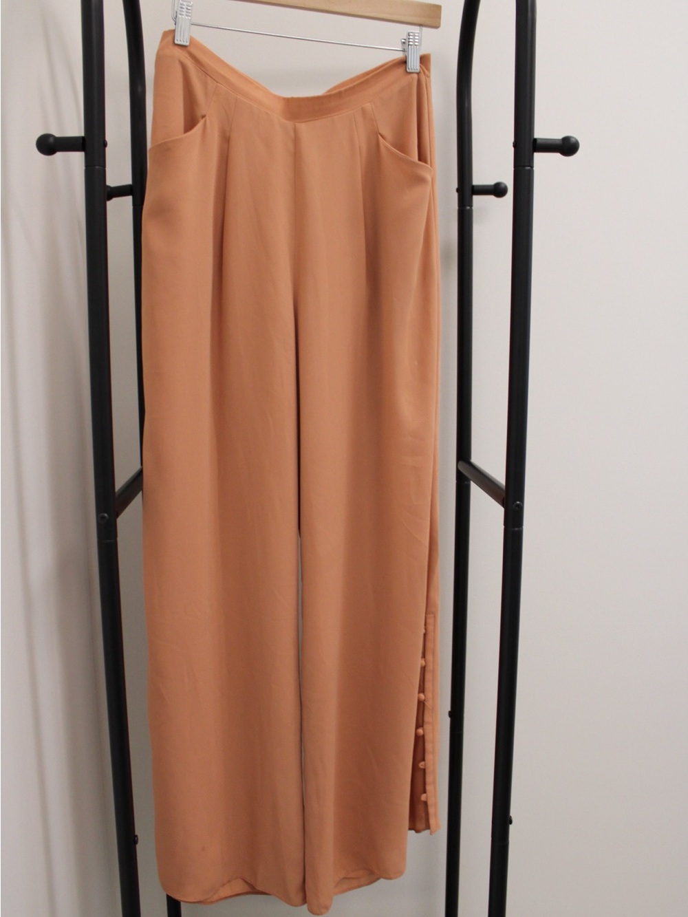 High-Waist Wide-Leg Pants in Rust